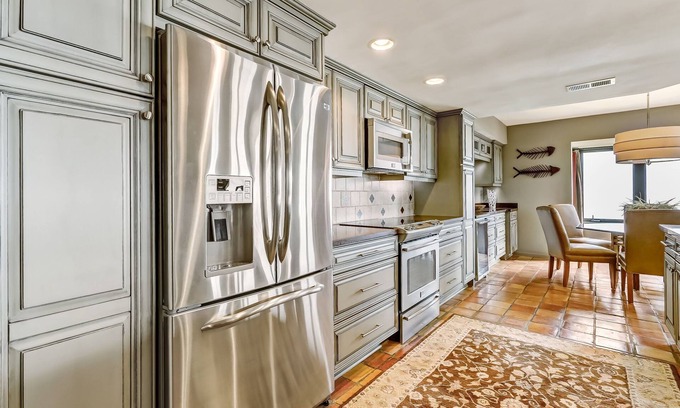 Fernandina Beach Apartment | Upscale, newly furnished, single level end unit, with 180 degree view