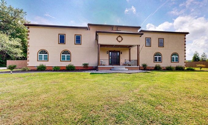 Bishopville House | Upscale paradise w/pool, game room, poolside kitchen, fire pit, A/C & free WiFi