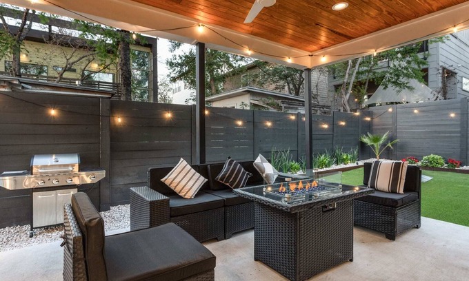 Rosewood House | Upstay - Pet-Friendly w Large Yard + Rooftop Patio