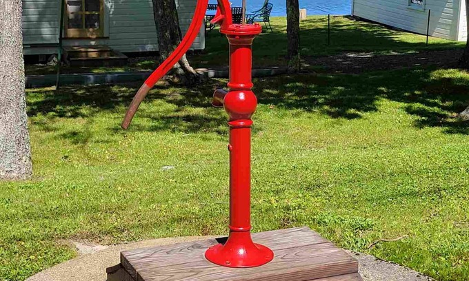 Lincolnville Cottage | "Uptacamp" feel, true Maine style Camp