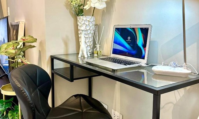 Taguig Apartment | Uptown Parksuites