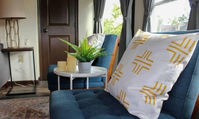 Harrisburg - Hershey House | Uptown Suite B | Central Location | Free Parking