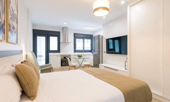 Las Palmas de Gran Canaria Ski Chalet | Urban Square 3B3 By CanariasGetaway