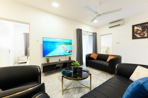 Battaramulla Apartment | Urban 3 bed Luxury Apartment with Swimming Pool and Gym in Colombo -Sri Jayawardenapura