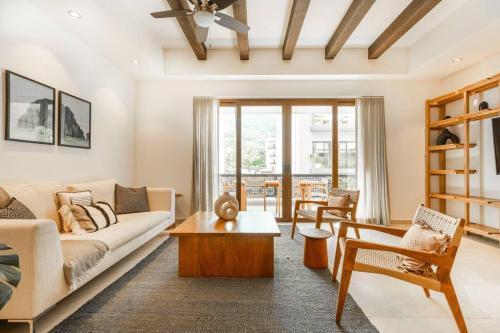 Emiliano Zapata Apartment | Urban by Pardela