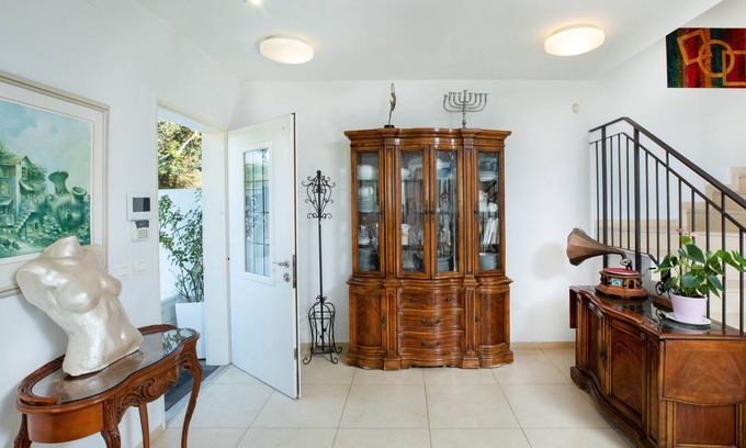 Qiryat Shaʼul Other | Urban family retreat with hot tub and back yard in great North Tel Aviv location