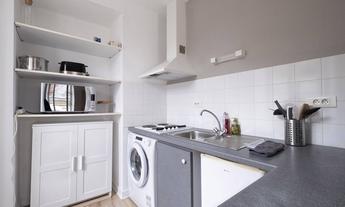 Segre House | Urban gîte ✰ 186m² ✰ center ✰ 3 T2 + 1 T3 (all bathroom/living room/kitchen) + terrace