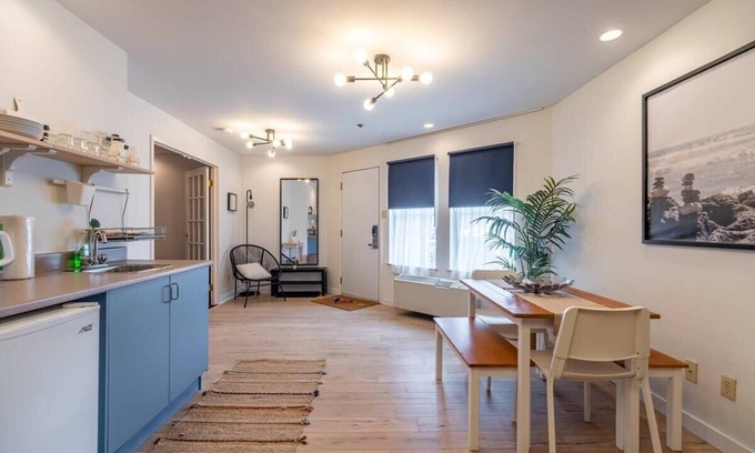 Dartmouth Hotel | Urban Nest