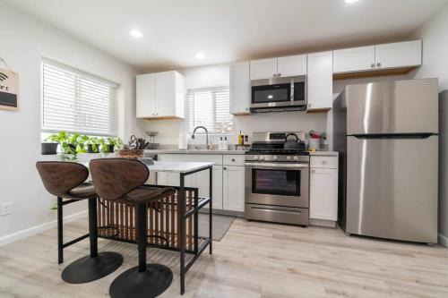 Talmadge House | Urban Oasis: San Diego Bungalow Escape