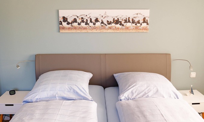 Nebel Apartment | Urlaub mit Hund/Obergeschosswohnung mit Terrasse für 2 Personen