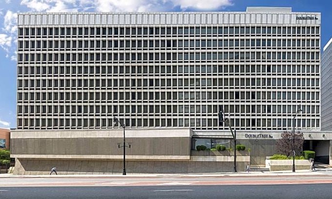 Central Business District Hotel | DoubleTree by Hilton Newark Penn Station