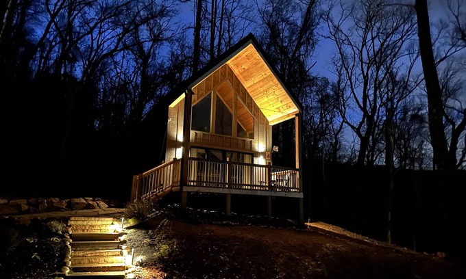 Gatlinburg - Pigeon Forge Cottage | UT Football + Stargaze 50 minutes to stadium! - 5
