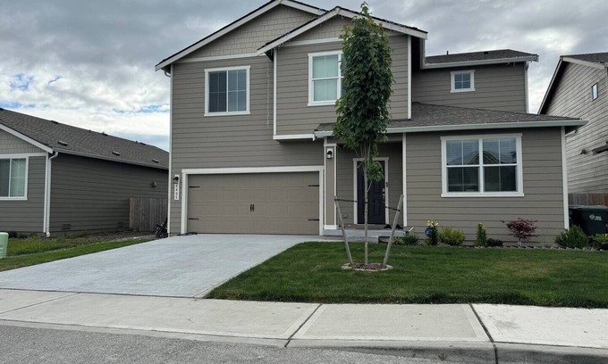 Puyallup House | Utopia Luxury Stay - North Puyallup