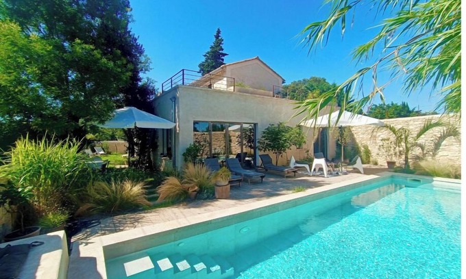 Montaren-et-Saint-Mediers House | Uzès, listed Mazet, very nice view, air conditioning, shops on foot, secure swimming pool