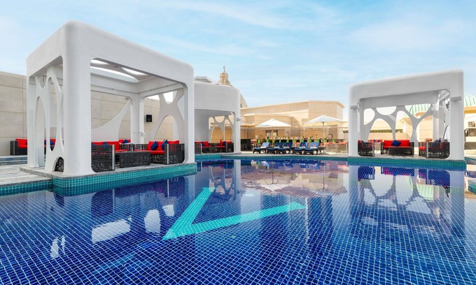 Sheikh Zayed Road Hotel | V Hotel Dubai, Curio Collection by Hilton