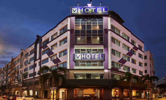 Bandar Tasik Selatan Hotel | V Hotel