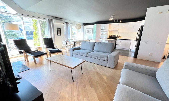 Saint Ferreol les Neiges Villa | [V31] 5 bedroom Villa with spa at Mont Sainte-Anne near Quebec City, Le Massif
