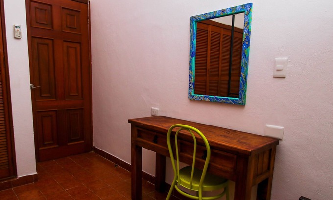 Colonia Adolfo Lopez Mateos Villa | V8 4 Bedroom Villa in the center of Cozumel