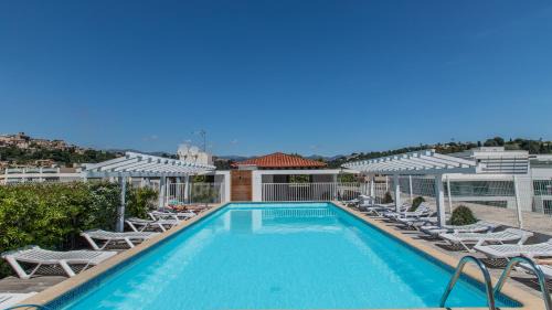 Cagnes-sur-Mer Apartment | Vacancéole - Résidence Le Crystal