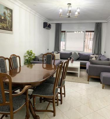Bni Makada Apartment | Vacances sans effort au centre de la ville