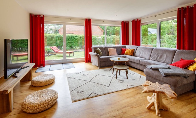 Daenschendorf Apartment | Vacation apartment/apartment for 6 guests with 150m² in Fehmarn OT Dänschendorf (110508)