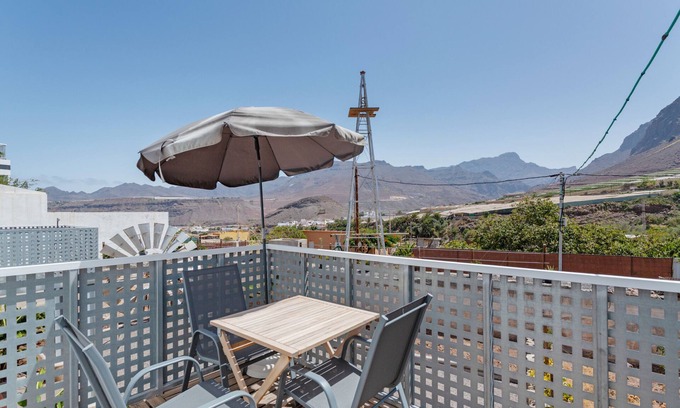 La Aldea de San Nicolas House | Vacation Home 'El Blanquizal B' with Mountain View, Wi-Fi, and Air Conditioning