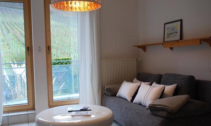 Andel Apartment | Vacation apartment "Schloßberg" - Roussel - Hotel Restaurant