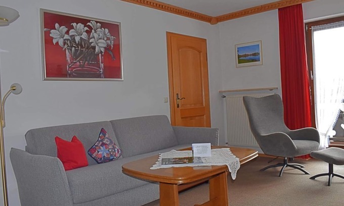 Bad Bayersoien Bed & Breakfast | Vacation apartment Eva (dog on request) - Gästehaus Bergfrieden