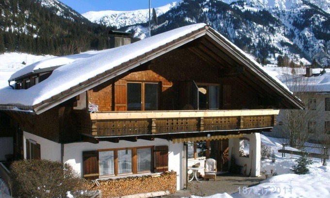 Hinterstein Apartment | Vacation apartment Windnüschel - House Evi Wechs