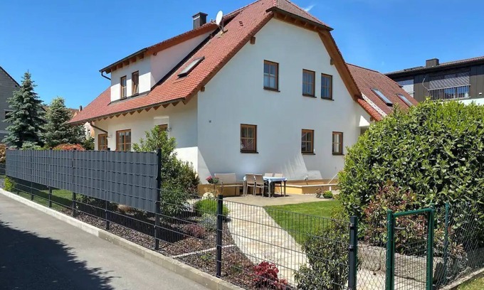 Pinzberg Apartment | Vacation apartment Am Berg