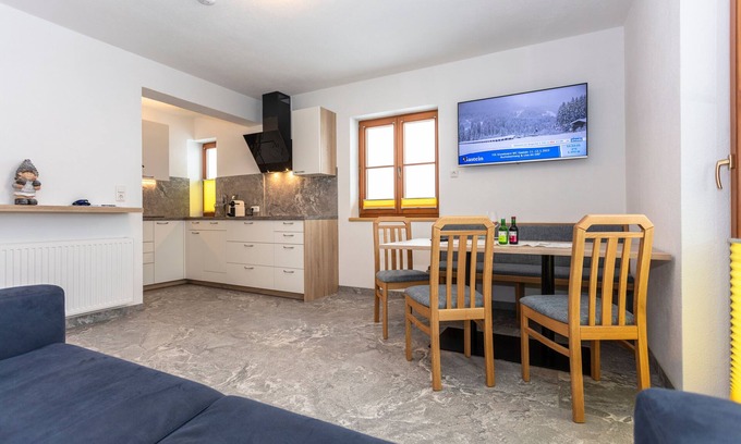 Embach Apartment | Vacation apartment/apartment for 4 guests with 65m² in Lend (295712)