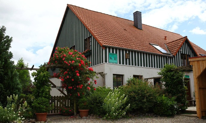 Behrensdorf Apartment | Vacation apartment/apartment for 6 guests with 80m² in Behrensdorf (73290)