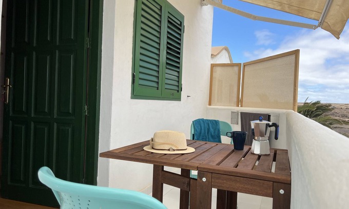 Los Lagos Apartment | Vacation Apartment 'El Islote At The Beach' with Mountain View, Shared Garden and Wi-Fi
