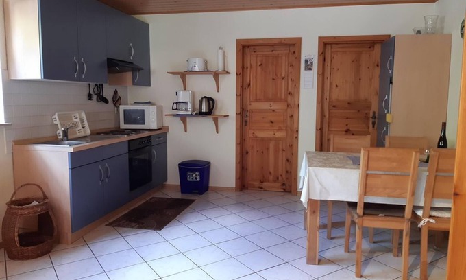 Rinnthal Apartment | Vacation apartment I with access to the garden - Ferienwohnungen Röller