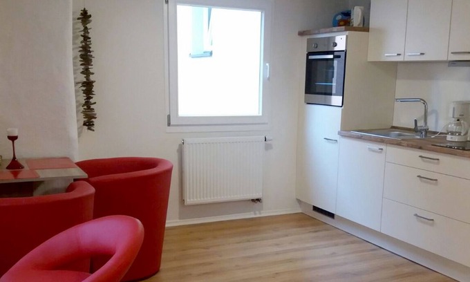 Insel Apartment | Vacation apartment Luna - Charming and central in the renovated old town house on the island
