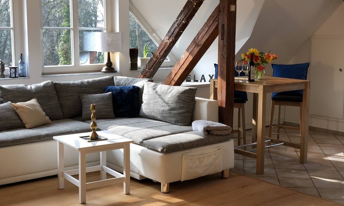 Leutzsch Apartment | Vacation apartment with garden view for up to 7 people near the RB Arena