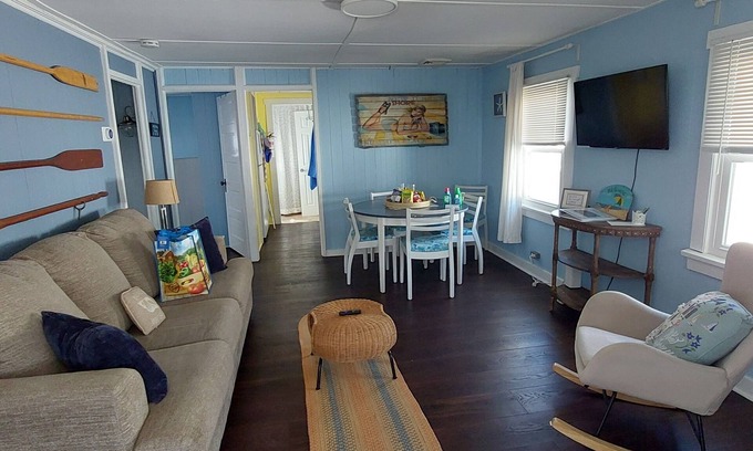 Point Pleasant Beach Cottage | Vacation Cottage steps to the beach and boardwalk