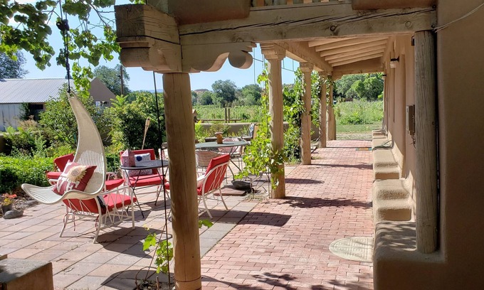 Nambe House | Vacation Casita Manzana - next to Vineyard in Nambe, Santa Fe County, NM