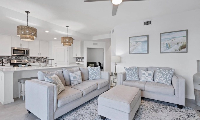 Punta Gorda Condo | 🥇 Vacation Condo with Social Clubhouse Membership Transfer (CH1100)