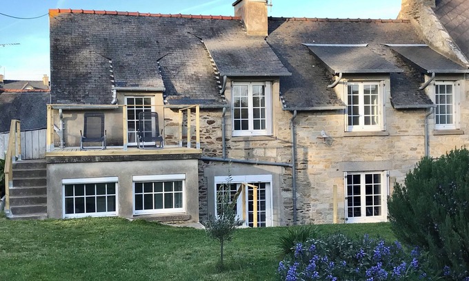 Saint-Cast-le-Guildo House | Vacation home 700 m from the beach - 5 bedrooms, 10 beds, fully renovated.