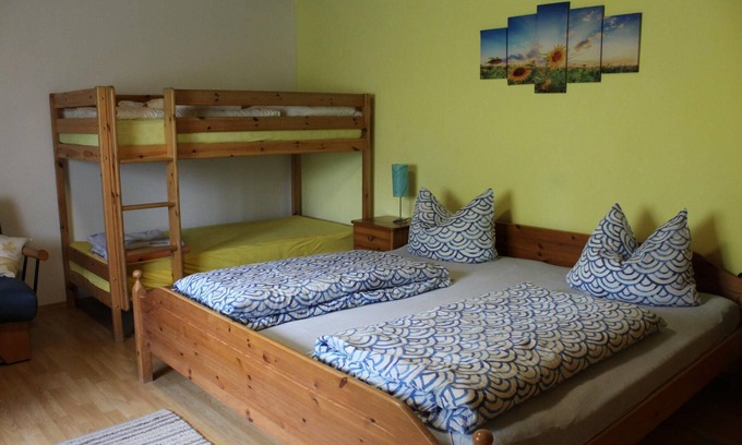 Neureichenau House | Vacation home (120sqm) with garden and sauna