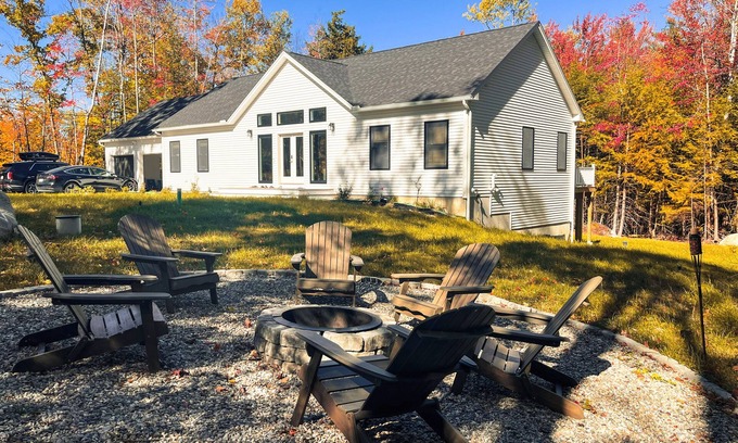 Mount Sunapee House | Vacation Home: 2 Mins from Mt. Sunapee & Lake!