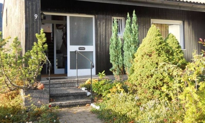 Schwarzenbach House | Vacation home 9 for 6 people with garden - vacation homes Gemswandweg in Weissensee