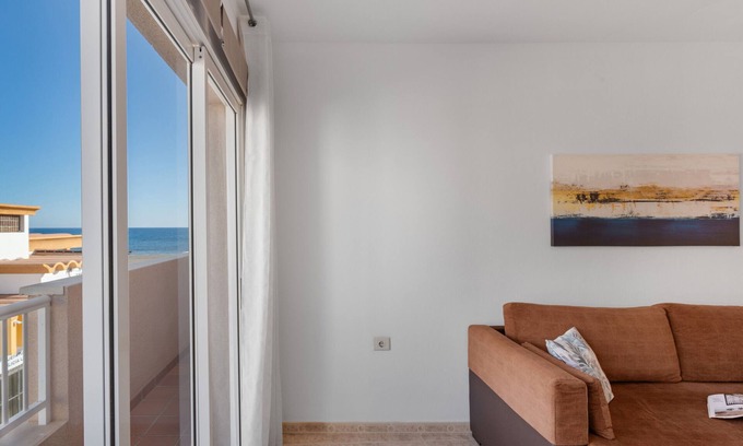 Gran Tarajal House | Vacation Home 'Aguamarina' with Wi-Fi