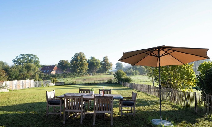 Grebin House | Vacation home BlauesHaus Grebin in Holstein Switzerland