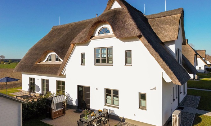Stolpe auf Usedom Apartment | Vacation home Gustav Mahler 24 - Inseldomizil Stolpe - Vacation under thatch on Usedom