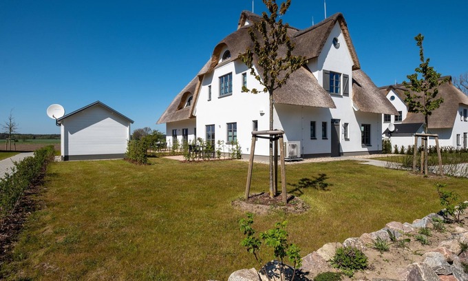 Stolpe auf Usedom Apartment | Vacation home Ludwig van Beethoven 28 - Inseldomizil Stolpe - Vacation under thatch on