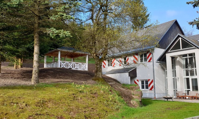 Altenberg House | Vacation home for 12 people, 8 rooms, 4 bathrooms with fireplace and large lounge