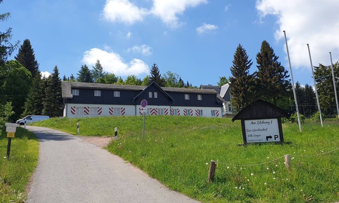 Altenberg House | Vacation home for 20 people, fireplace, sauna, 10 rooms, 10 bathrooms, very large, distant view