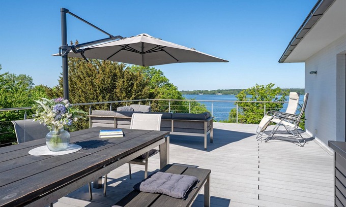Bosau House | Vacation home for 7 guests with 153m² in Bosau (294706)